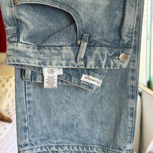 Good American Weightless Drip Good 90'S Jeans